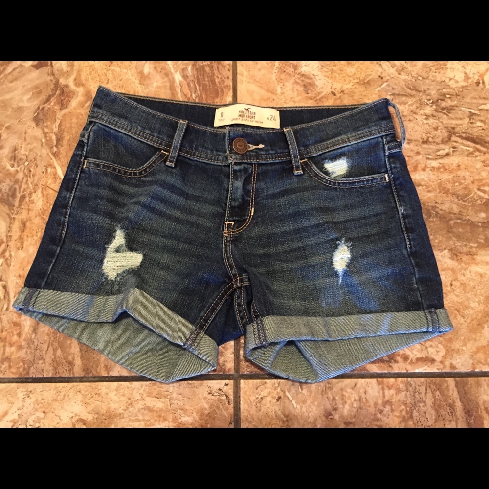 Hollister Hi-Rise shorts